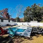 Great Duplex Walk To The Beach Pool