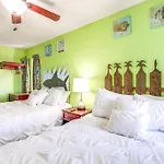 Oceanfront Condo With Huge Balcony Walk To Skywheel