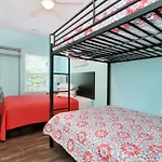 407 9Th Ave A By Together Resorts