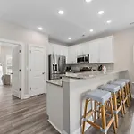 Ace Basin - Across From Ocean - Pet Friendly
