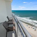 Brand New Oceanfront Honeymoon Suite, Pools, Views