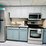Lovely Beach View Condo,King,Pool,Free Tickets,M11