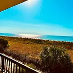 The Salty Breeze - 2 Ocean Front Master\'S - Steps To The Beach