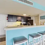 Sunny Coastal Cottage