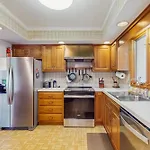 Oz River House