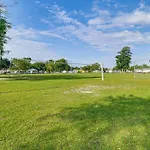 Walk To Surfside Beach Home With Pool Access
