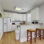 Cinzia Lane Bungalow