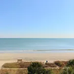 Schooner II Beach/Racquet Club