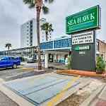 Sea Hawk Oceanfront Motel