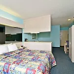 Econo Lodge Inn & Suites Myrtle Beach
