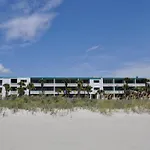 The Diplomat Family Motel