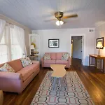 Darlington Inn