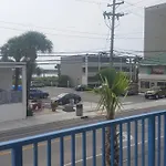 Coral Sands Motel