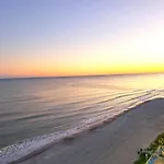 Luxurious Ocean Front 4Th Floor Suite With Jet Tub