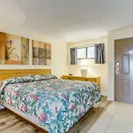 Oceanfront Condo W Balcony King Bed Meridian Plaza