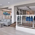 Cabana Shores Hotel