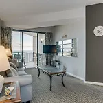 2Br Penthouse In The Ocean Forest Plaza