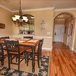 522 Wedgewood Condo