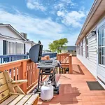 Surfside Beach Home With Resort Perks Walk To Beach