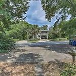 North Myrtle Beach Townhome, 1 Block To Ocean!