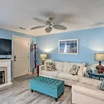 Breezy Murrells Inlet Condo With Deck Walk To Beach