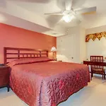 Barefoot Resort - Yacht Club Villas By North Beach Realty