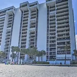 Chic Myrtle Beach Seaside Escape With Pool Access!