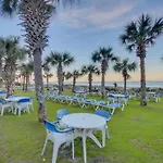 Oceanfront Condo W Balcony Minutes Walk To The Beach