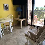 Beach Colony Ocean Front Executive Suite