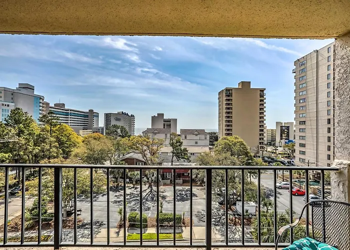 Myrtle Beach Condo, 1 Block To Ocean Shore!