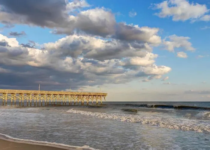 *Oceanview & New* Queen Beds*Pools Galore*Cool Retro Vibe*M21