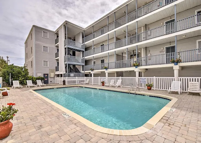 North Myrtle Beach Condo With Private Balcony!