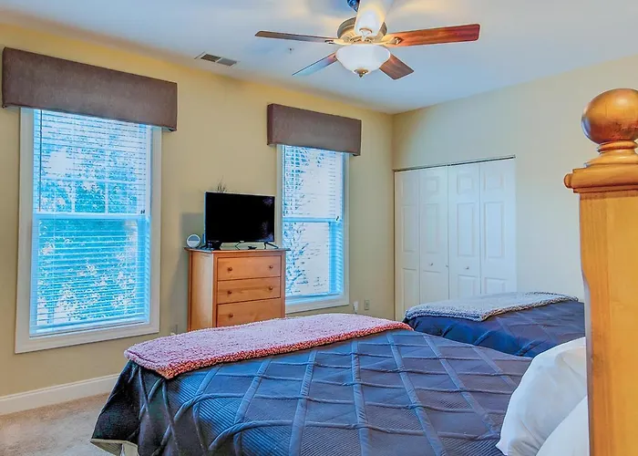 World Tour Golf Retreat