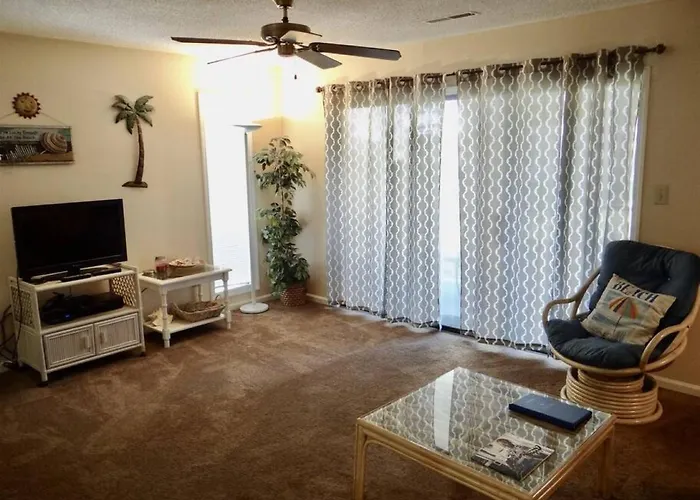 35S Golf Colony Ground Floor Condo In Family Friendly Surfside