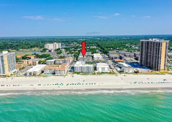 Spacious Condo On Shore Drive