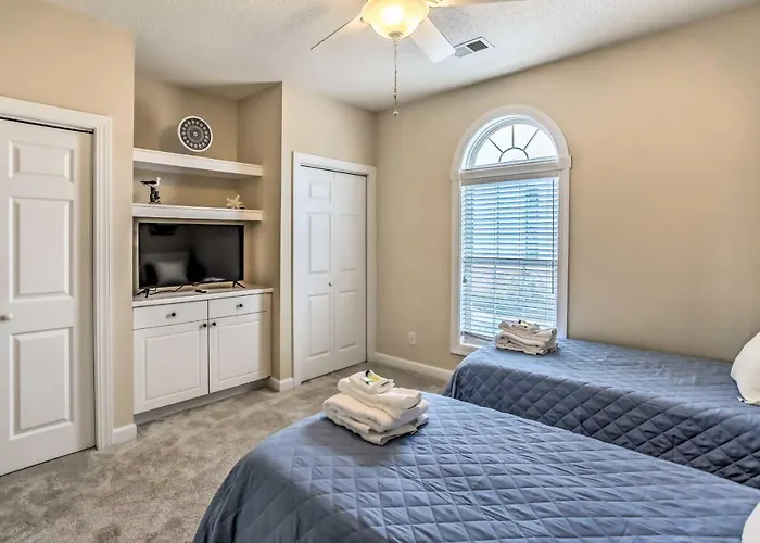 Barefoot Resort Condo Pool, Beach, And Golf!