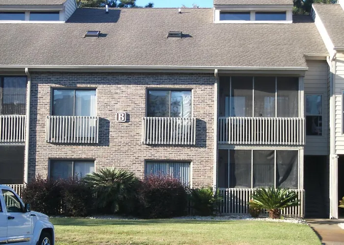 Unique 2 Bedroom / 2 Bath Condo In Myrtle Beach