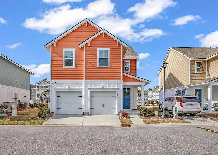 Centrally Located Myrtle Beach House Near Sports Center, Broadway At The Beach, Shopping, Beach, And Golf