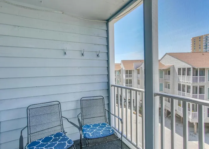 Condo With Pool And Beach Access About 1 Mi To Pier!