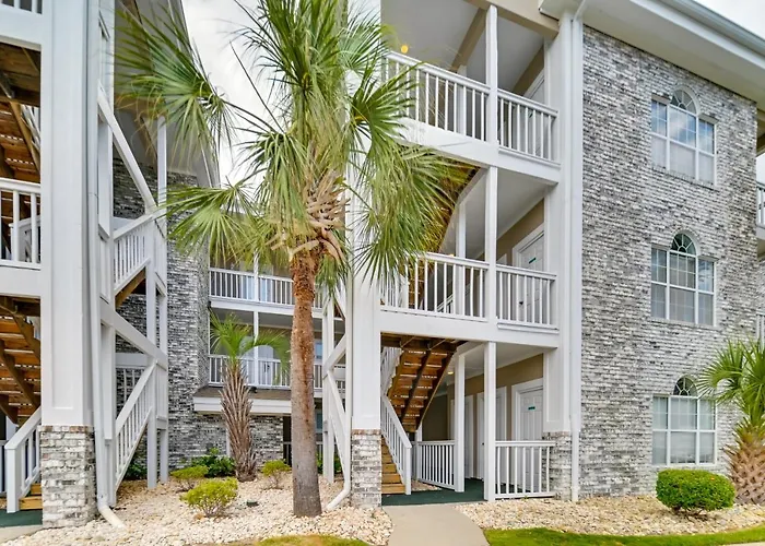 Bright Myrtle Beach Condo On Golf Course With Pool!