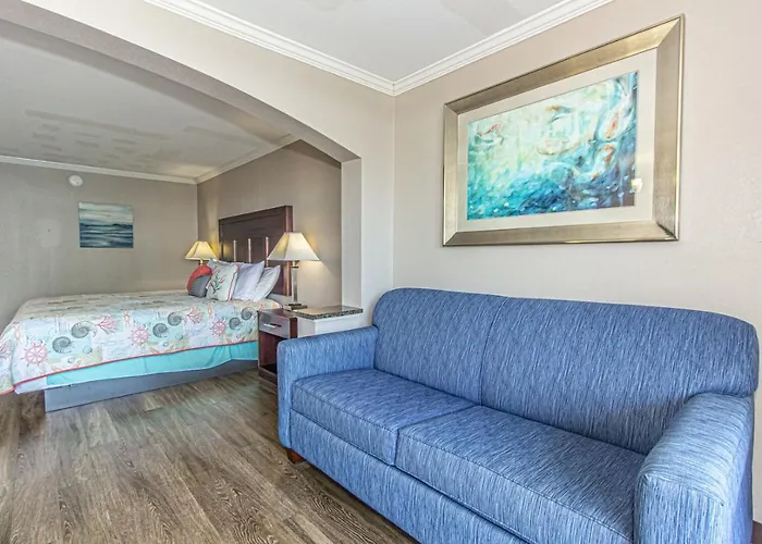 Ocean View King Suite With Modern Decor And Accents - Caravelle Resort 605 Sleeps 4 Guests