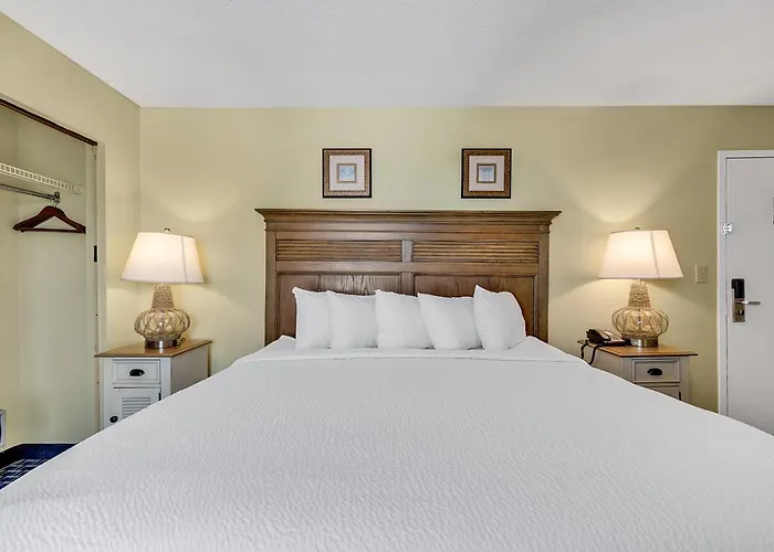 Compass Cove Resort 1052