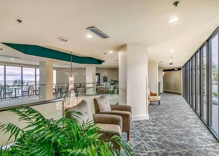 Divine Vacay At This 1Br Oceanview Suite 828