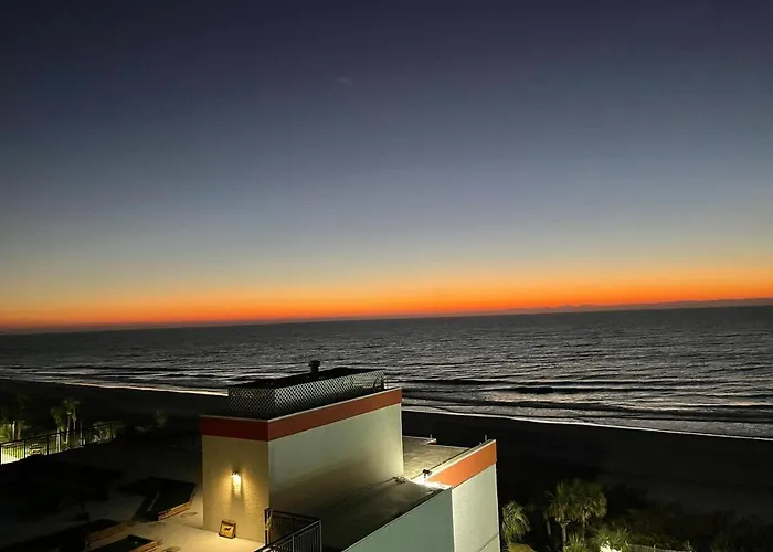Grande Cayman, 3Br Oceanfront