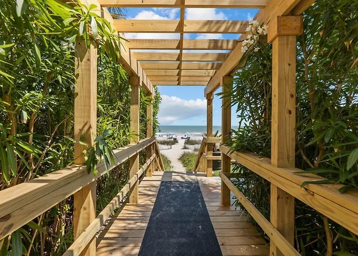 The Strand, 1Br Oceanfront, 4Ppl