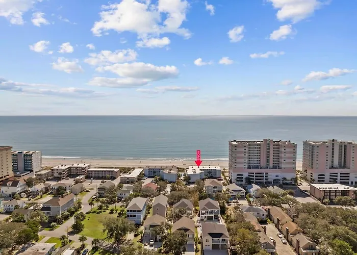 Beachfront Ocean View Condo W Pool & Comfy Beds