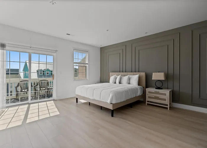 Luxurious Home With Theatre Room