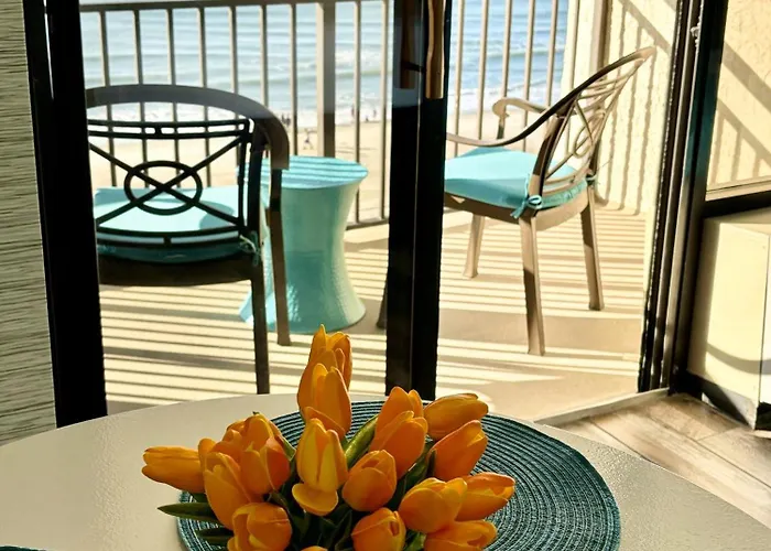 Sea La Vie Oceanfront Studio