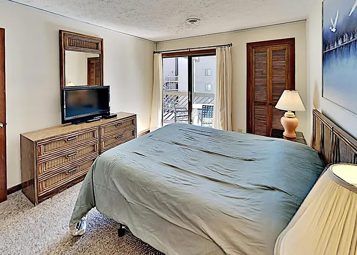 Shipwatch Pointe 2Br Condo Steps To The Beach