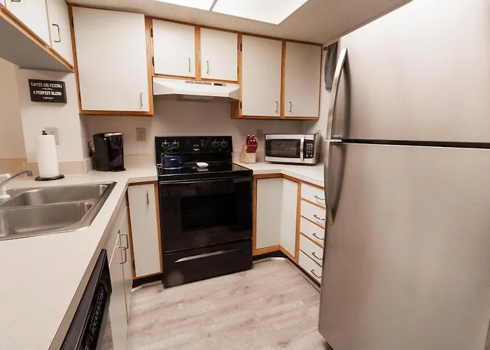 Marsh View Condo With An Indoor Pool Hot Tub